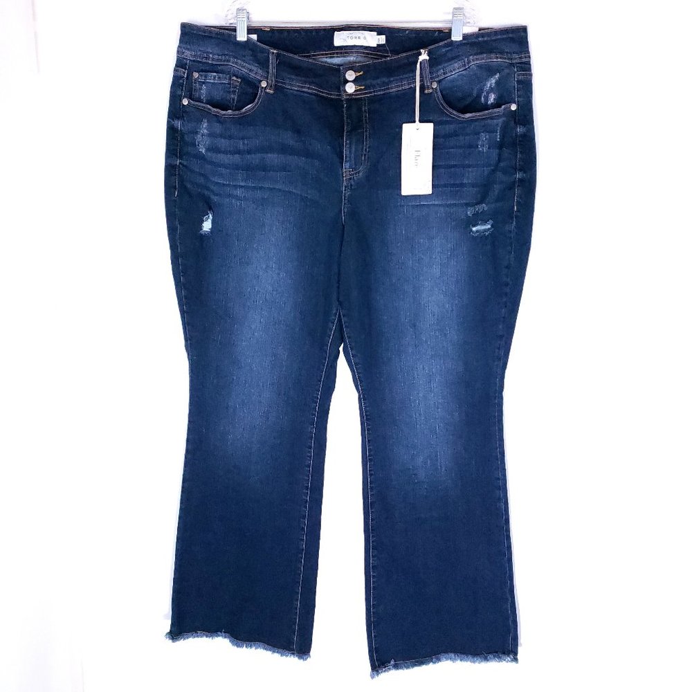 torrid Women Jean Flare Slim Knee Size 26R (45x31) - NWT